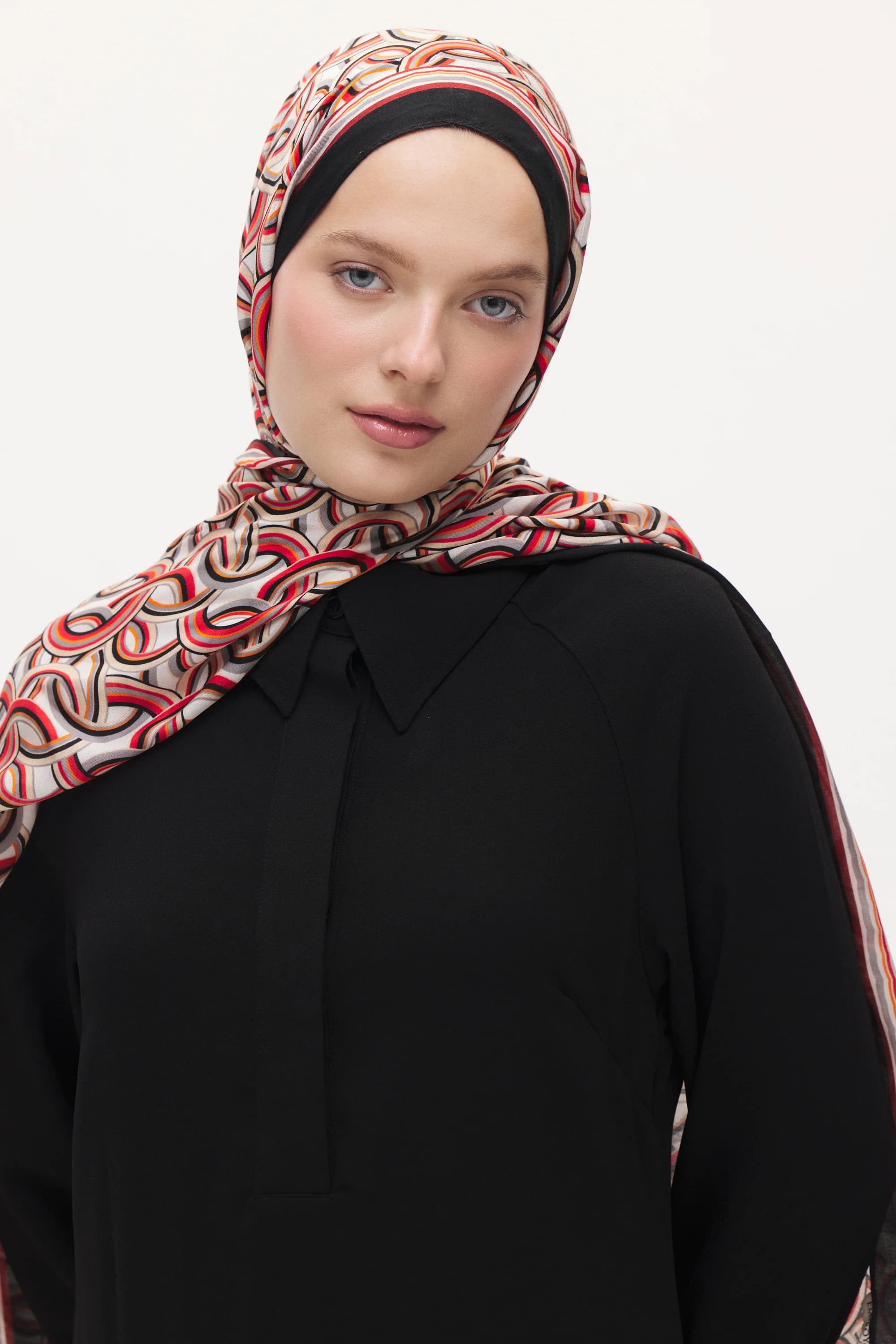 Zeyra Şal FLOWW