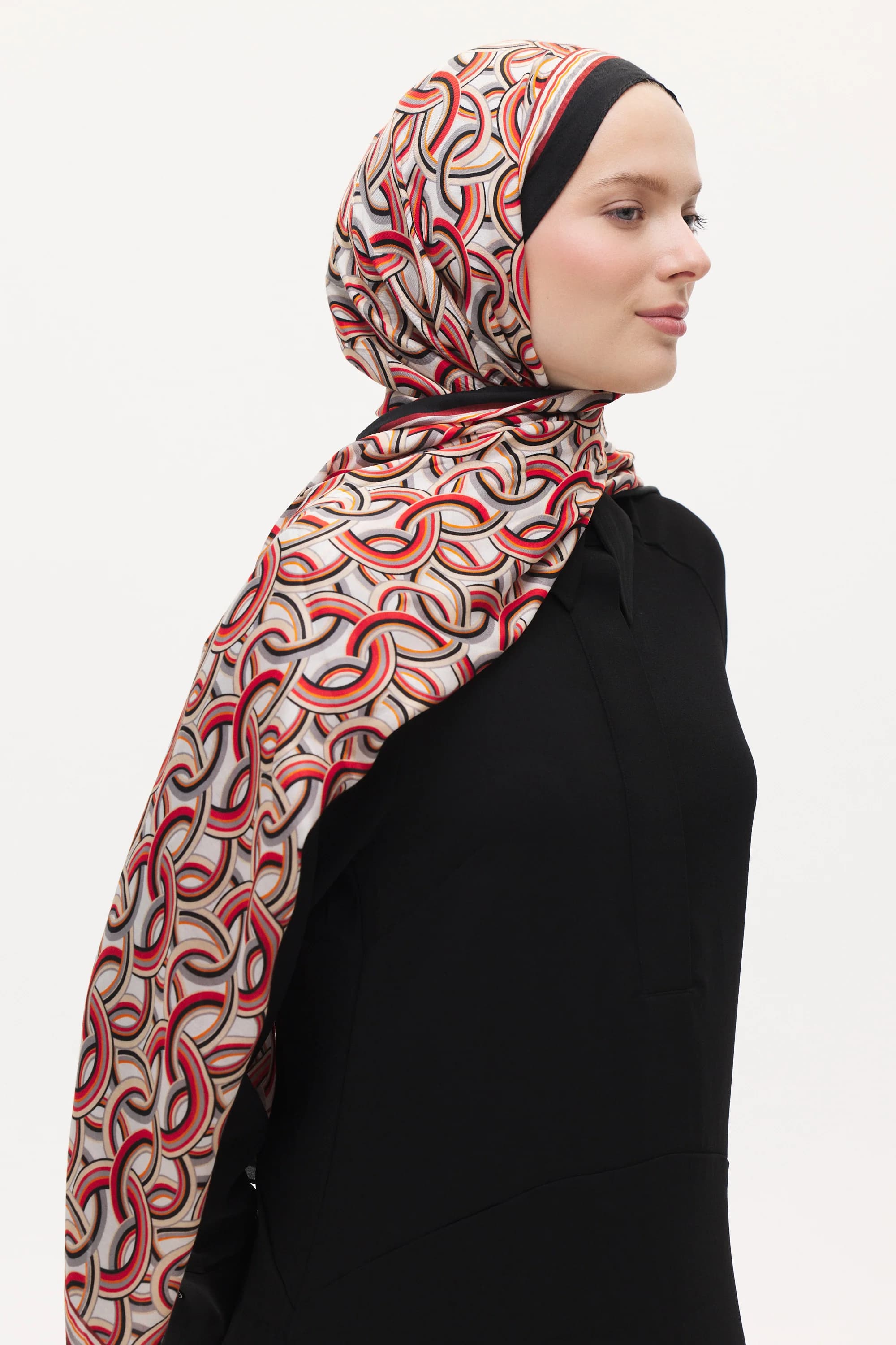 Zeyra Şal FLOWW 3