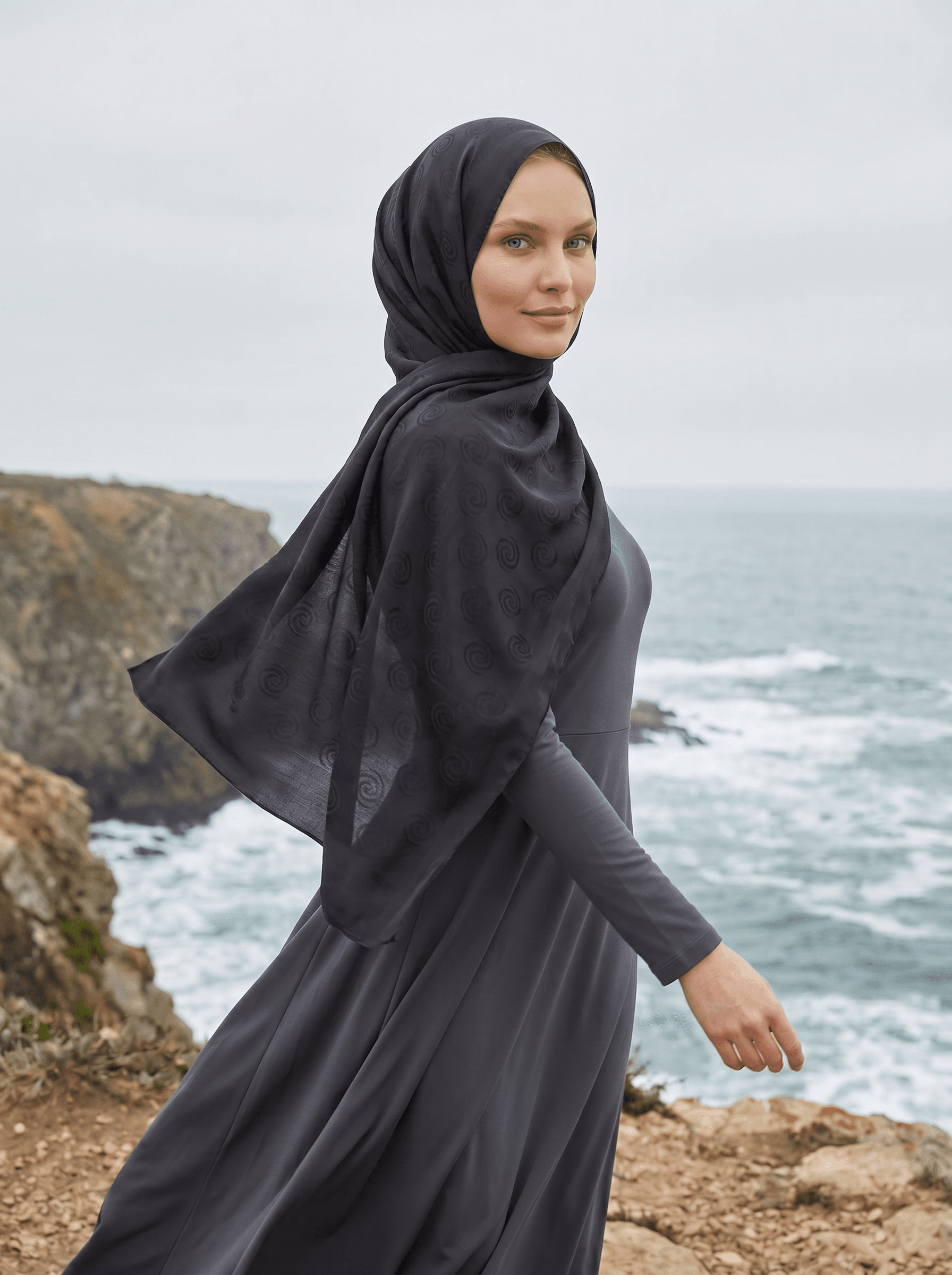 Natiye Şal siyah